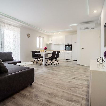Solin Apartments Praetorium Eksteriør billede