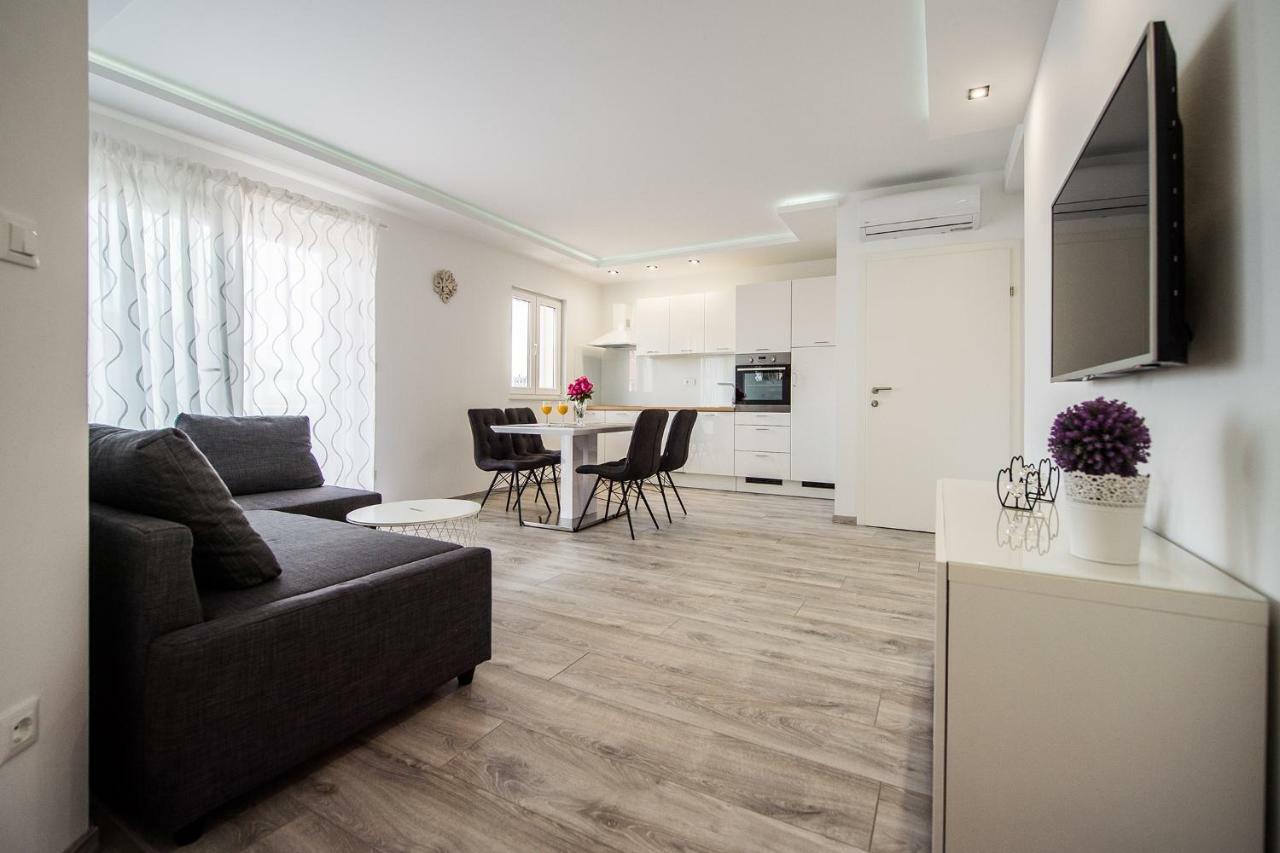 Solin Apartments Praetorium Eksteriør billede